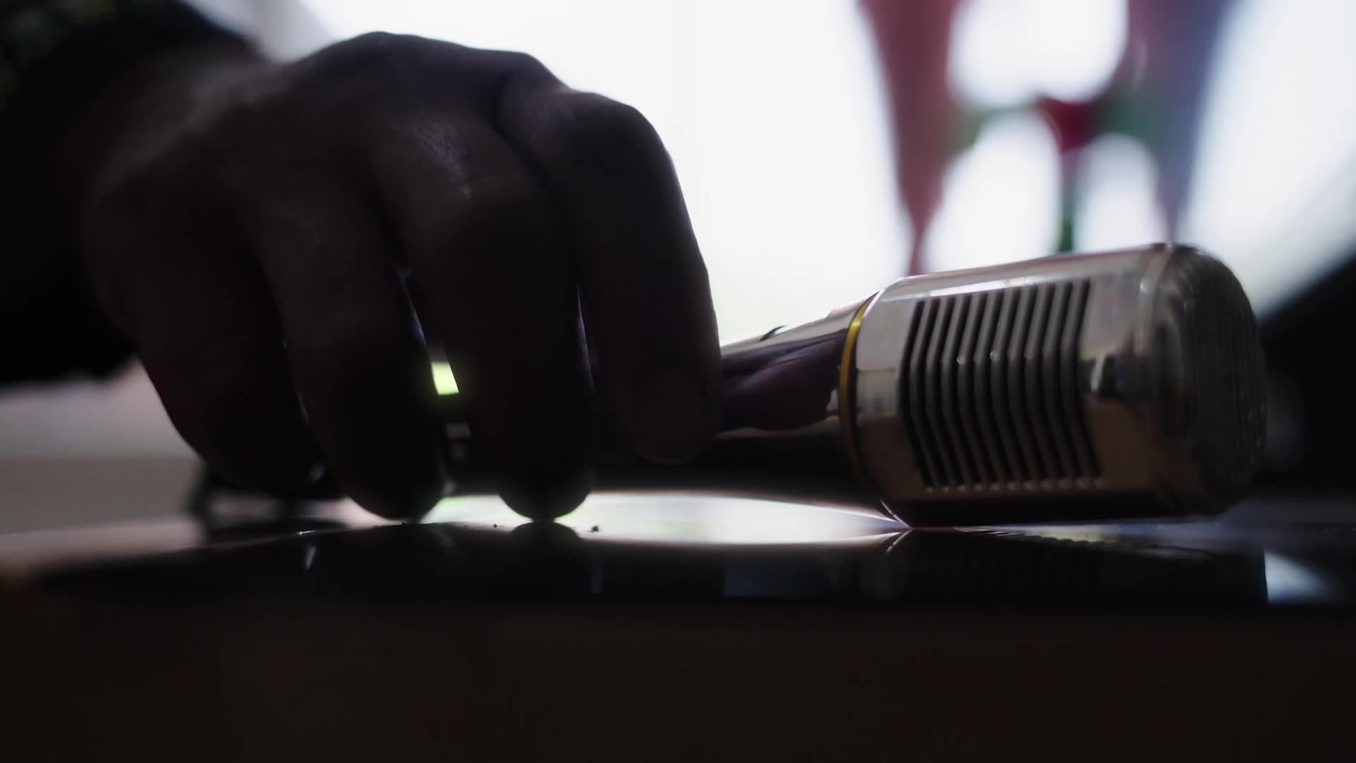 全体村民请注意03